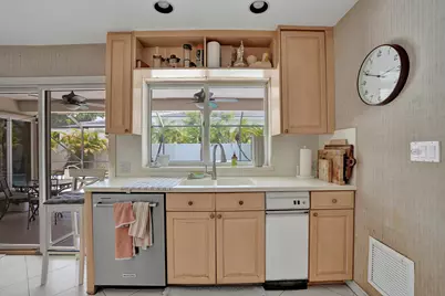 2756 NE 35th Street, Fort Lauderdale, FL 33306 - Photo 17