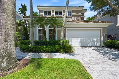 136 Andalusia Way, Palm Beach Gardens, FL 33418 - Photo 1