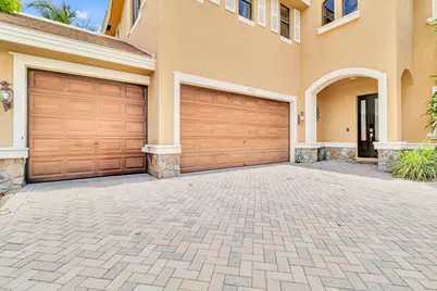 3546 Collonade Drive, Wellington, FL 33449 - Photo 3
