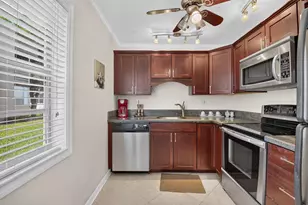 352 Piedmont H, Delray Beach, FL 33484 - Photo 7