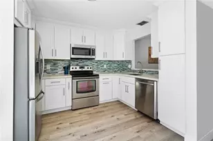 324 City View Dr, Fort Lauderdale, FL 33311 - Photo 9