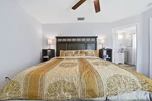 1074 SW Barbarosa Ave SW, Port Saint Lucie, FL 34953 - Photo 29