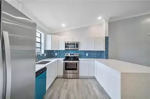 1004 Congressional Way, Deerfield Beach, FL 33442 - Photo 3