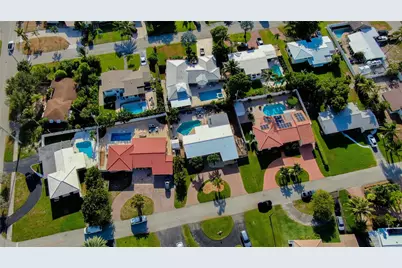 925 SE 14th Avenue, Deerfield Beach, FL 33441 - Photo 11