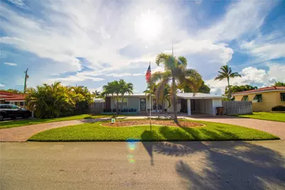 925 SE 14th Avenue, Deerfield Beach, FL 33441 - Photo 1