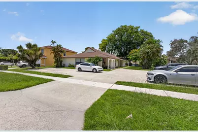 12395 Peconic Court, Wellington, FL 33414 - Photo 1