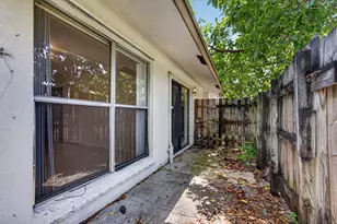 12395 Peconic Ct, Wellington, FL 33414 - Photo 13