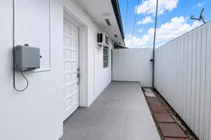 2152 SW 72nd Ave, Miami, FL 33155 - Photo 9