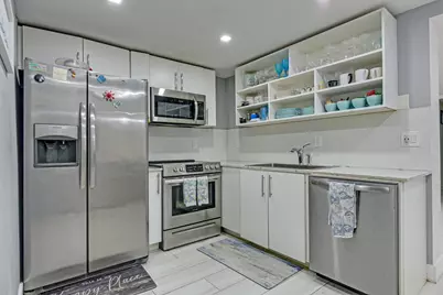 812 Briny Avenue #10C, Pompano Beach, FL 33062 - Photo 5