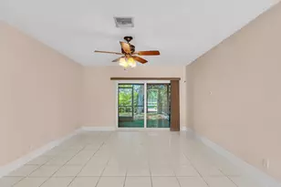 11115 NW 37th St, Coral Springs, FL 33065 - Photo 7