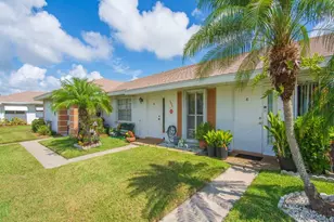 1212 S Lakes End Dr, Fort Pierce, FL 34982 - Photo 1