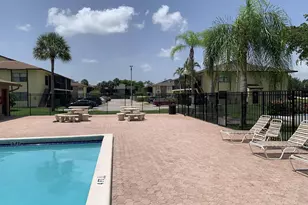10011 Winding Lake Rd, Sunrise, FL 33351 - Photo 21