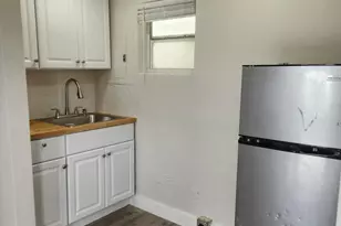 134 W 24th W, Riviera Beach, FL 33404 - Photo 7