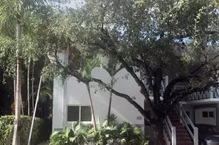 820 3rd St, Miami Beach, FL 33139 - Photo 1