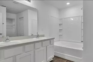 3023 Rustic Deer Wy, Green Cove Springs, FL 32043 - Photo 9