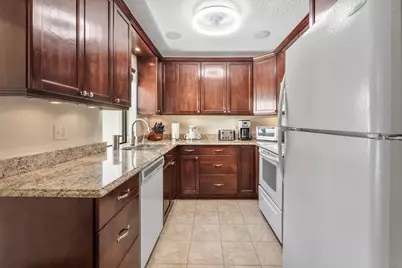 141 Date Palm Drive, Lake Park, FL 33403 - Photo 3