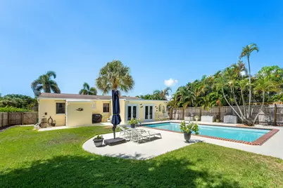 141 Date Palm Drive, Lake Park, FL 33403 - Photo 5