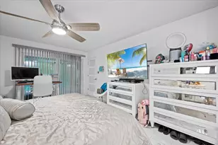11650 NW 39th Pl, Sunrise, FL 33323 - Photo 15