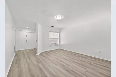 136 Sparrow Drive #B, Royal Palm Beach, FL 33411 - Photo 5