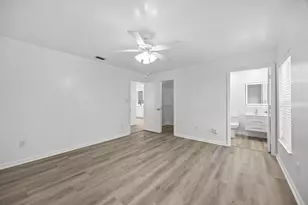 136 Sparrow Dr, Royal Palm Beach, FL 33411 - Photo 13