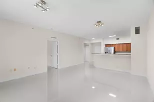 250 NE 3rd Ave, Delray Beach, FL 33444 - Photo 7