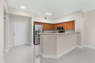 250 NE 3rd Ave, Delray Beach, FL 33444 - Photo 3