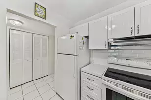 255 S Cypress Rd, Pompano Beach, FL 33060 - Photo 19