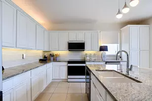 1154 Oakwater Dr, Royal Palm Beach, FL 33411 - Photo 11