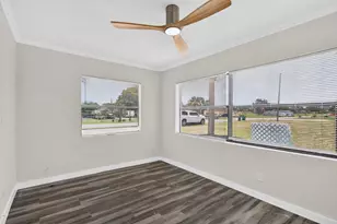 2205 N 44th St, Fort Pierce, FL 34946 - Photo 25