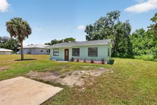 2205 N 44th St, Fort Pierce, FL 34946 - Photo 1