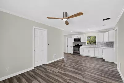 2205 N 44th Street, Fort Pierce, FL 34946 - Photo 5