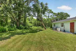 2205 N 44th St, Fort Pierce, FL 34946 - Photo 27