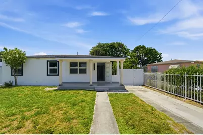 8800 NW 33 Avenue Road, Miami, FL 33147 - Photo 3