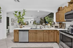 13433 Georgian Ct, Wellington, FL 33414 - Photo 11
