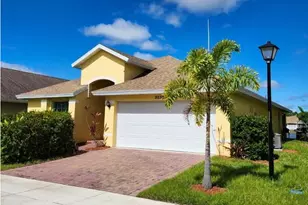 9558 Sea Spray Dr, Fort Pierce, FL 34945 - Photo 1