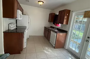 1139 NW 9th Ave, Fort Lauderdale, FL 33311 - Photo 5