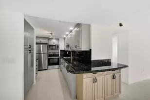 5600 N Flagler Dr, West Palm Beach, FL 33407 - Photo 5
