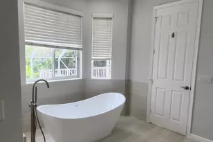 11206 Maritime Ct, Wellington, FL 33449 - Photo 13