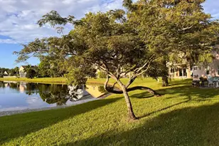 8576 Windy Cir, Boynton Beach, FL 33472 - Photo 9