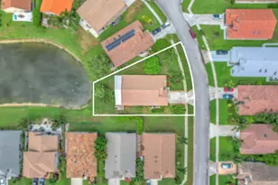 8576 Windy Cir, Boynton Beach, FL 33472 - Photo 5
