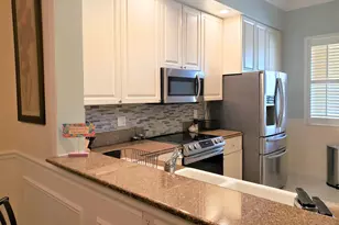 37 Harbour Isle Dr E, Fort Pierce, FL 34949 - Photo 7