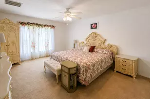 2017 SE Dranson Cir, Port Saint Lucie, FL 34952 - Photo 5