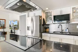 126 Golden Isles Dr, Hallandale Beach, FL 33009 - Photo 5