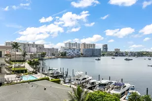 126 Golden Isles Dr, Hallandale Beach, FL 33009 - Photo 29