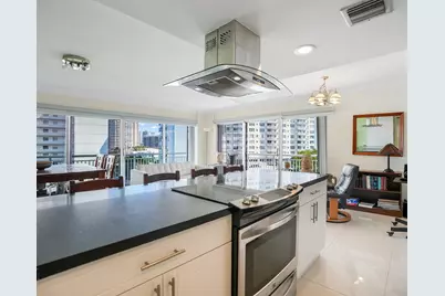 126 Golden Isles Drive #52A, Hallandale Beach, FL 33009 - Photo 15