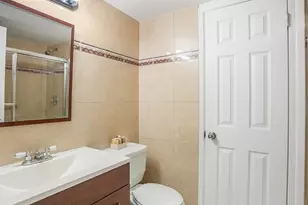 126 Golden Isles Dr, Hallandale Beach, FL 33009 - Photo 9