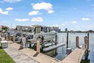 126 Golden Isles Dr, Hallandale Beach, FL 33009 - Photo 35