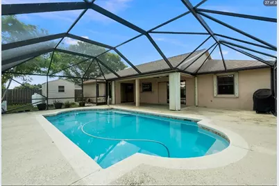 329 SE Oakridge Drive, Port Saint Lucie, FL 34984 - Photo 15