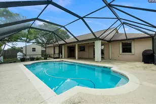 329 SE Oakridge Dr, Port Saint Lucie, FL 34984 - Photo 15