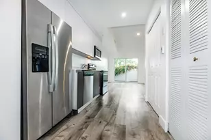 39 NW 7th Ave, Miami, FL 33128 - Photo 3